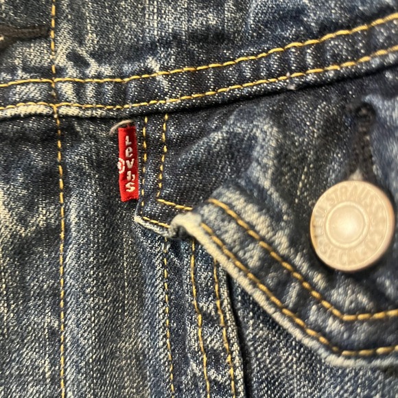 Levi's‎ Denim Trucker Jacket Mens Distressed Blue Jean Small S Classic Fit - Picture 4 of 7